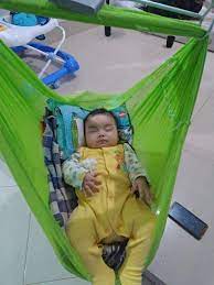 Ayunan anak bayi ditengah pintu. Joeyi Ayunan Anak Per 3 Plus Kelambu Ayunan Baby Ayunan Gantung Ayunan Anak Ayunan Bayi Murah Ayunan Bayi Otomatis Tempat Tidur Ayunan Bayi Ayunan Joeyi Lazada Indonesia