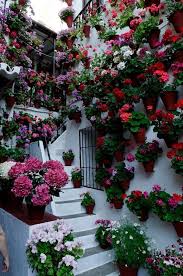 Was Ware Ein Garten Ohne Blumen 9 Blumentopf Ideen Auf Die Jeder Neidisch Sein Wird Diy Bastelideen Pot De Fleurs Fantaisie De Jardin Jardins