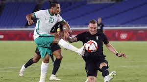 قدّم عدة مباريات مع المنتخب السعودي ويشارك الآن في كأس العالم في روسيا 2018. B7cgeko2olm8sm