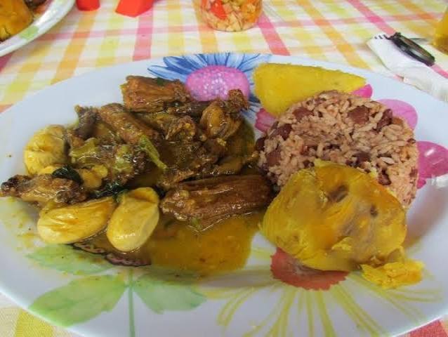 Stewed Iguana
