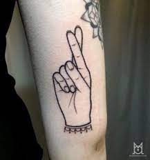 Finger Tattoo For Women Cross Finger Tattoos Finger Tattoos