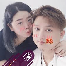 LikeJapan旅遊】廣島可愛小貓熊見初雪超級興奮cute到爆由10月中旭川初雪開始到12月13日今日連名古屋都初雪，已經有成近半個日本進入「白色世界」！  遊客就當然開心啦，不過估唔到連貓熊都一樣咁「HYPER」！ 話說位於廣島市安佐動物園嘅小貓熊撞正落雪，即時開心到四圍跑 ...