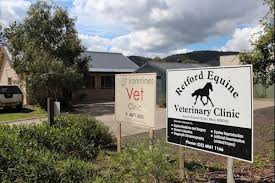 You can expect to be greeted by a courteous receptionist, clean exam rooms, friendly doctors, and caring technicians. Ironmines Veterinary Clinic