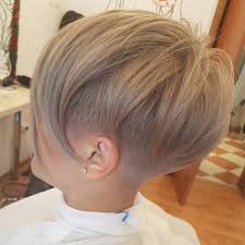We thoroughly understand the latest hair patterns (balayage, rose gold, and neon or pastel coloring being we have incorporated this rundown of 20 chic and cute short hairstyles for fine hair! 23 Best Short Hairstyles For Women With Fine Hair Stayglam