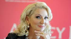 Find the perfect désirée nick stock photos and editorial news pictures from getty images. Desiree Nick Privat Das Sind Die Liebsten Opfer Der Laster Diva News De