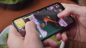 It's also available on macos, ps4, xbox, nintendo switch, ios, and android. Here S How To Get Around The Fortnite Update Stuck Bug On Ios Slashgear