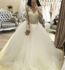 Die prinzessin brautkleider hier sind modisch und wunderschön, und sie können sicherlich machen sie die schönste braut an ihrem hochzeitstag. Ne110 Modest Ballkleid Langarm Spitze Brautkleider Sexy V Ausschnitt Massge Schneiderte Weisse Prinzessin Braut Brautkleider Buy Schone Prinzessin Brautkleid Neueste Braut Hochzeit Kleider Lange Hulse Spitze Modest Hochzeit Kleid Product On Alibaba Com