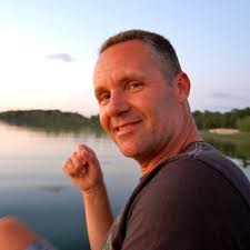 Dave Verhasselt (@daveyboy64)