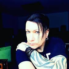 Chris Pohl's Instagram, Twitter & Facebook