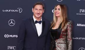 Jun 09, 2021 · a 40 anni è ancora una donna bellissima e sensuale. Ilary Blasi Indiscrezione Sui Figli Come Ha Reagito Totti