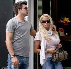 Dedicated to pictures of kim kardashian, regularly voted sexiest woman in the world, and without a doubt, proprietor of the most coveted booty in the world. Katie Price And Leandro Penna Can T Keep Their Hands Off Each Other In Buenos Aires Daily Mail Online