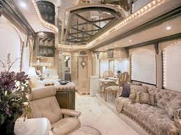Awesome 70 Awesome Rv Living Interior Decor Ideas On A Budget Https Roomadness Com 2018 01 13 70 Awesome Rv Living Int Luxury Rv Living Rv Interior Rv Living
