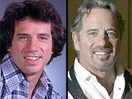 68 years ago, photos of the set of The Honeymooners showing the cameras and  lighting.