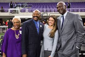How old is michael jordan compared to his wife yvette prieto? Greg Coleman On Twitter A Special Moment W Michael Jordan Wife Yvette My Wife Elcole001 At Nbatvahmad Mn Vikings Ring Of Honor Gala Skol Https T Co Polimwe6e3