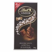We aim to make the finest chocolate that is matched by equally high ethical and sustainability standards. Buy Lindt Lindor Extra Dark Chocolate 100g Online Lulu Hypermarket Ksa