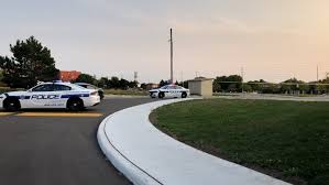 Unfortunately, the supposedly uncomplicated heist suddenly becomes a bizarre nightmare as. 4 Arrested Officer Injured After Cambridge Bank Robbery Leads To High Speed Chase Prime Time Crime