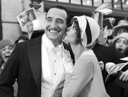 A soli 3 anni, segue i suoi genitori in francia dove si trasferiscono. Berenice Bejo Pressplay