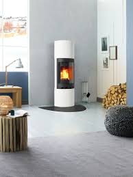 Jotul Weltklasse Ofen Und Kamine Seit 1853 Mit Bildern Kamin Eckkamin Kamin Modern