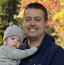 Identical hash browns. $2.99 at Frescho. $6.49 at Zehrs. Ridiculous.