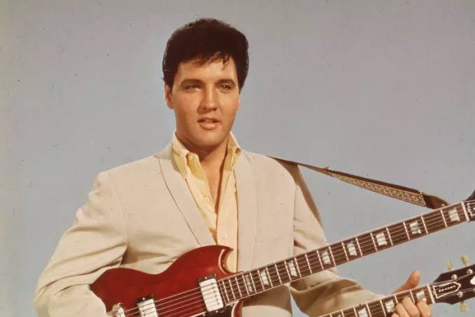 Remember When Elvis Presley Bombed at the Grand Ole Opry?