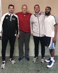 Mack continued on to the university of evansville, where he played basketball for two seasons. Chris Chaney On Twitter One Of My Favorite Guys In The Business Dk