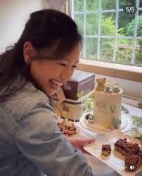 Amelia Kate Sugar Loaf Sweet