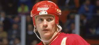 SHIFT CHANGE: OTTO TURNS BACK TO HOCKEY