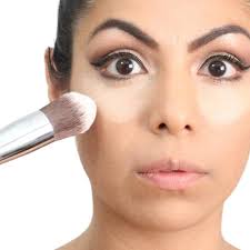 Amazon.com: מברשת קונסילר מתחת לעיניים