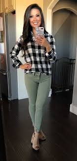 Black And White Flannel Outfit Women Shop The Look From Nicole Gorman On Shopstyle Plaid Shirt Outfits Shirt Outfit Women Flannel Outfits Fall