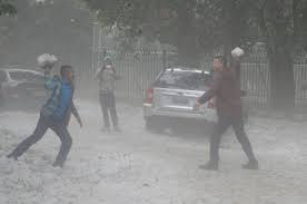 Uma chuva de granizo foi registrada no bairro recanto quarto centenário, em jundiaí, no interior de são paulo, na tarde deste domingo (30). Bairro De Sp Amanhece Com Granizo E Ruas Bloqueadas Noticias R7 Sao Paulo