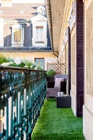 This is because the fake grass will almost exclusively be viewed from directly above, meaning that you won't really get the perception of depth that you do when viewing. 9 Creative Ideas For Urban Outdoor Spaces Small Balcony Design Balcony Design Small Balcony