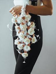 Spose particolari / spose particolari : Pin Su Fiori
