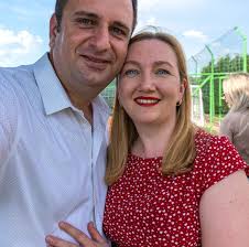 How is this strap guys? Would you buy one like this?