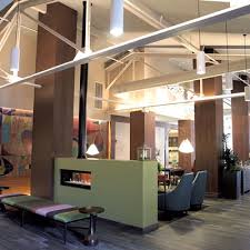 Yes, it conveniently offers a business center, meeting rooms, and a banquet room. Local Art Enlivens Hilton Garden Inn Burlington Visual Art Seven Days Vermont S Independent Voice