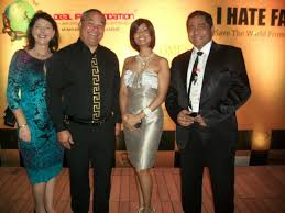 Aiysha Saagar Gold Coast Ambassador With Mayor Tom Tate Seo Services Software Development Kanpur