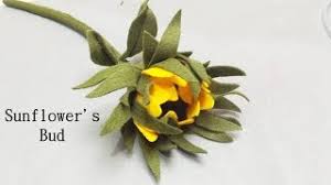 Besar, biasanya berwarna kuning terang. Felt Sunflower S Bud Putik Bunga Matahari Dari Kain Flanel Youtube