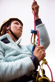 Set up the rappel so that the rope is hanging through your anchors. How To Rappel Rock And Ice Magazine