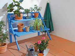 Blumentisch ikea j7do pflanzenrollwagen blumenstã nder ikea. Blumentreppe Selber Bauen Gratis Anleitung Selbermachen De