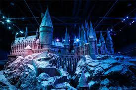 Hogwarts At Christmas 2022 Hogwarts In The Snow - Warner Bros. Studio Tour London