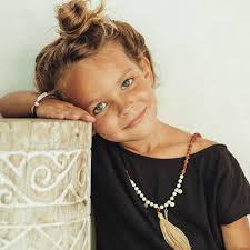 Boys Perle Mala Child's Mâlâ Necklace With Beige Beads Perle De Jade