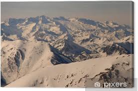 Côté français, le plus haut sommet est le vignemale (3 298 mètres). Tableau Sur Toile Aneto Le Plus Haut Sommet Des Pyrenees Pixers Nous Vivons Pour Changer