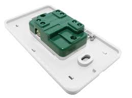 In this diagram, the switch built into the combo device is wired to control the gfci outlet itself. Omni Cs Aircon Tandem Outlet With Plate 15a 250v