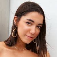 Olivia Wiener's Instagram, Twitter & Facebook