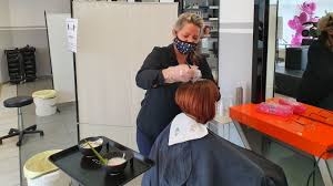 Öffnen salons jetzt doch früher? Friseure In Bernau Furchten Zweiten Corona Lockdown Wir Haben Alle Angst Unsere Existenz Zu Verlieren Rbb24