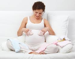 Para este juego para baby shower pide a tus invitados que manden alguna foto de cuando eran bebés (cuanto más pequeños mejor). Festejo Con Pancita Como Organizar Un Baby Shower