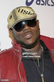 Kaienja  Kai  Pace and LisaRaye McCoy arrive at The 4th Annual "Creme...  News Photo