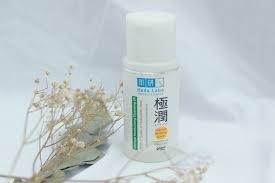 Review produk hada labo gokujyun untuk kulit kering ❤️. Hada Labo Untuk Jerawat Dan Kulit Berminyak Ampuhnya Bukan Rahasia Lho Paragram Id