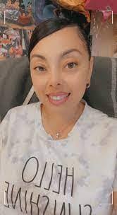 Aisha Holt's Instagram, Twitter & Facebook