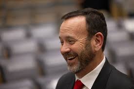 Librarian cuts cause outcry at Cy-Fair board meeting