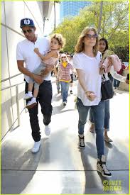Maybe you would like to learn more about one of these? Ellen Pompeo Chris Ivery Lakers Game With Stella Ellen Pompeo Chris Ivery Lakers Game With Stella 01 Photo Ellen Pompeo Famous Couples Ellen